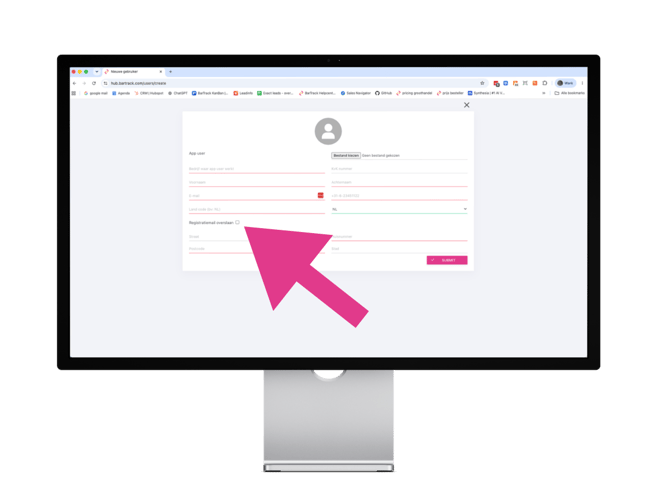 Selecteer de optie "registartiemail overslaan, als je een gebruiker wil toevoegen die niet hoeft in te loggen op de BarTrack omgeving maar alleen een order moet kunnen goedkeuren via een Magic Link